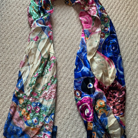 Gustav Klimt painting mulberry silk scarf- multicolored - Picture 4 of 4